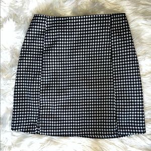 Eyeshadow checkered miniskirt with two front slits size 3